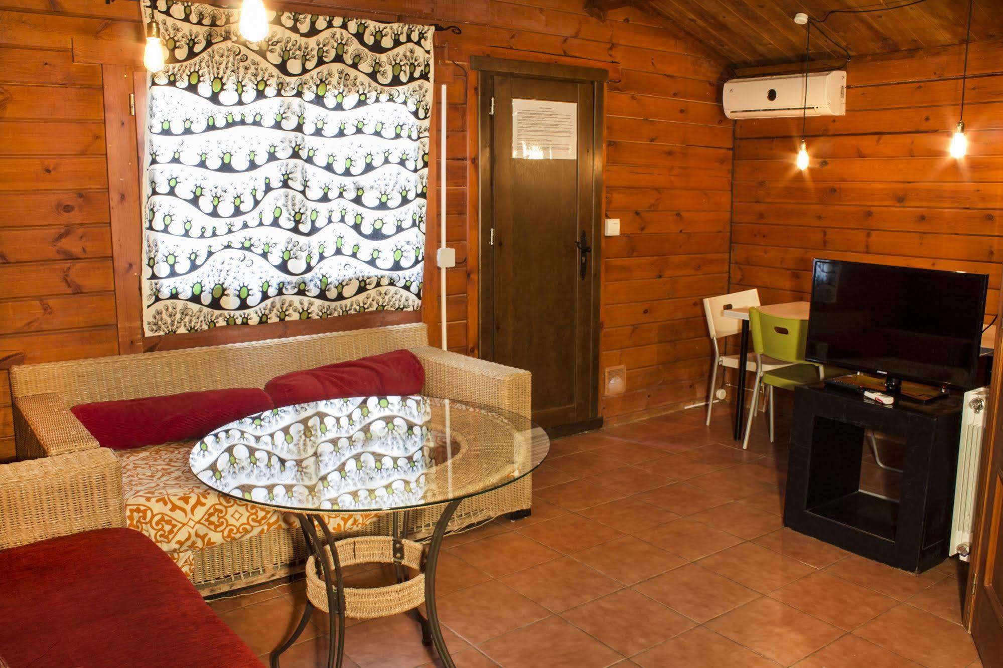 Fuente Del Lobo Glamping & Bungalows - Adults Only Pinos Genil Exterior foto